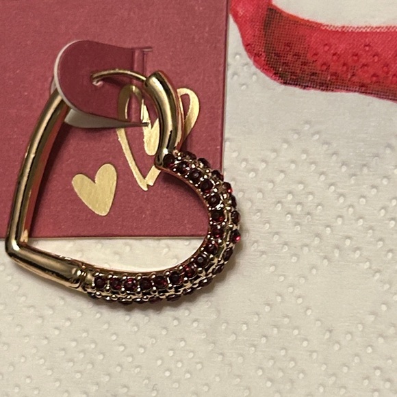 Gold Heart Hoop Rhinestone Earrings and Heart Stamp Bracelet Gold Tone NEW - Picture 4 of 12